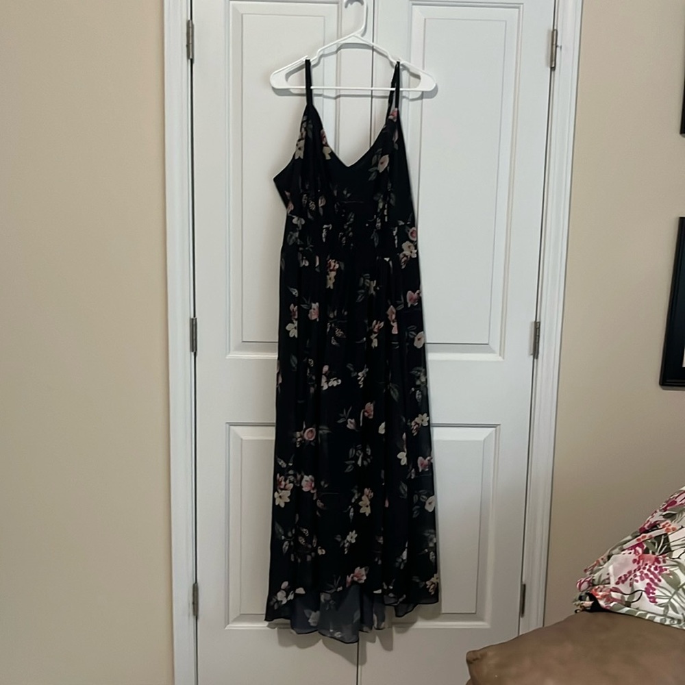 City chic formal dress
